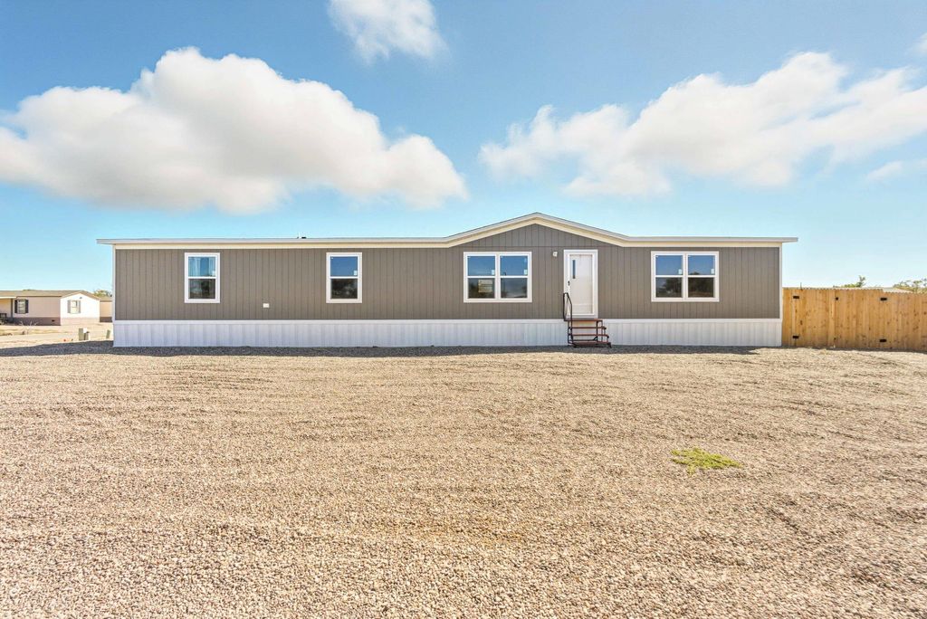 102 Vista Alamo, Rio Communities, NM 87002