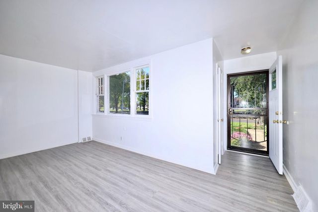 6839 E ROOSEVELT BLVD, Philadelphia, PA 19149