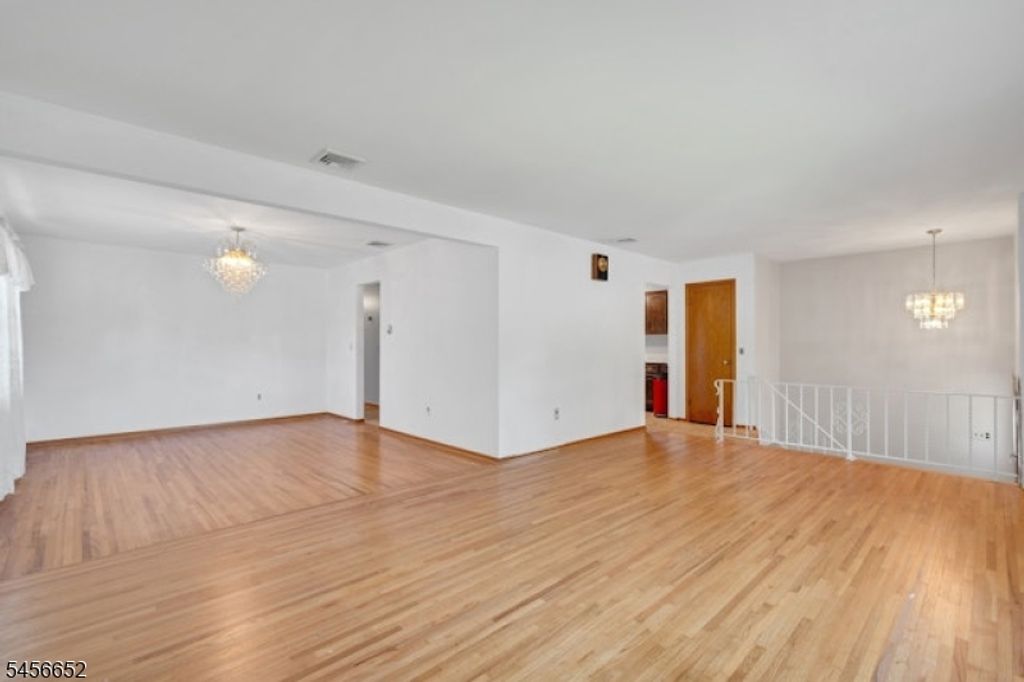 633 Totowa Rd, Totowa Boro, NJ 07512 — photo 5