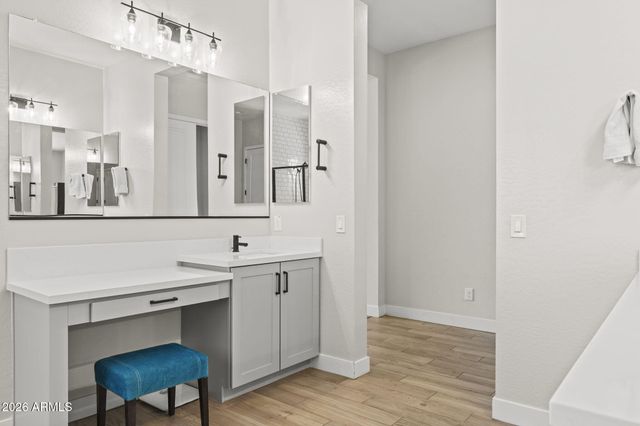 10339 E TOPAZ Avenue, Mesa, AZ 85212