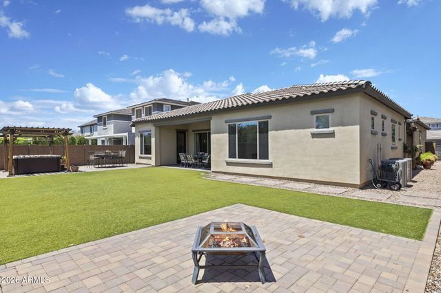 10339 E TOPAZ Avenue, Mesa, AZ 85212