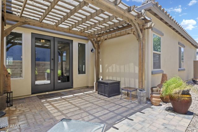 10339 E TOPAZ Avenue, Mesa, AZ 85212