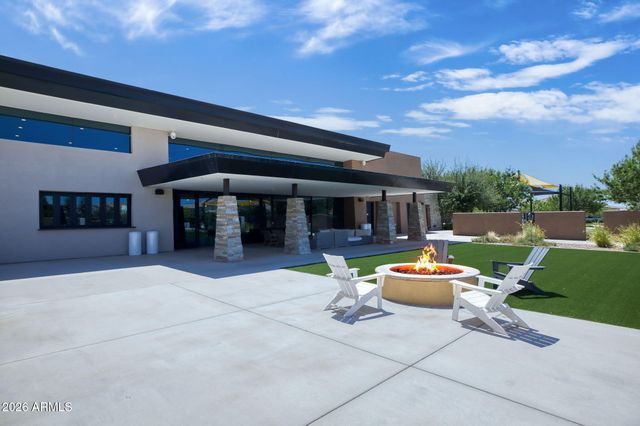 10339 E TOPAZ Avenue, Mesa, AZ 85212