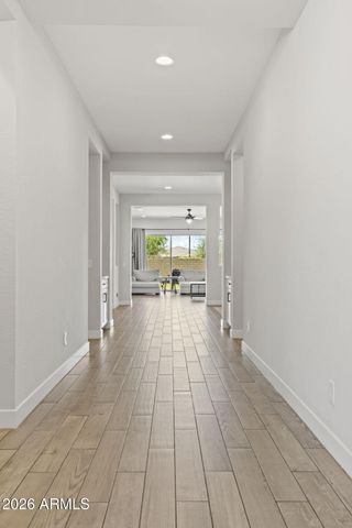 10339 E TOPAZ Avenue, Mesa, AZ 85212