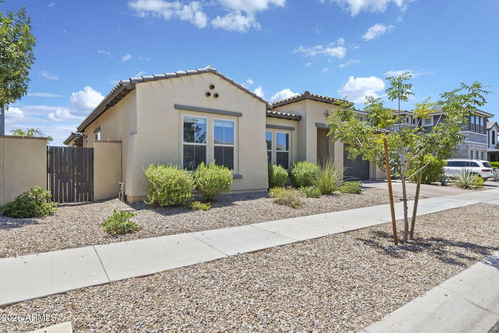 10339 E TOPAZ Avenue, Mesa, AZ 85212 — photo 2