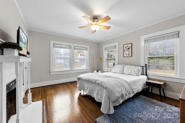 403 Hillcrest Avenue, Gastonia, NC 28052