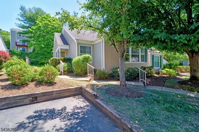 430 Cardinal Ln, Bedminster Twp., NJ 07921