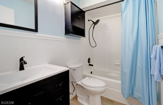 430 Cardinal Ln, Bedminster Twp., NJ 07921