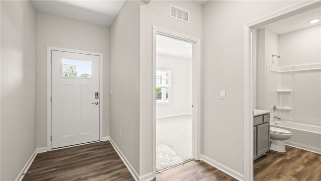 2207 Hackberry Street, Springfield, OH 45505