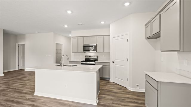2207 Hackberry Street, Springfield, OH 45505