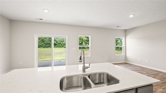 2207 Hackberry Street, Springfield, OH 45505