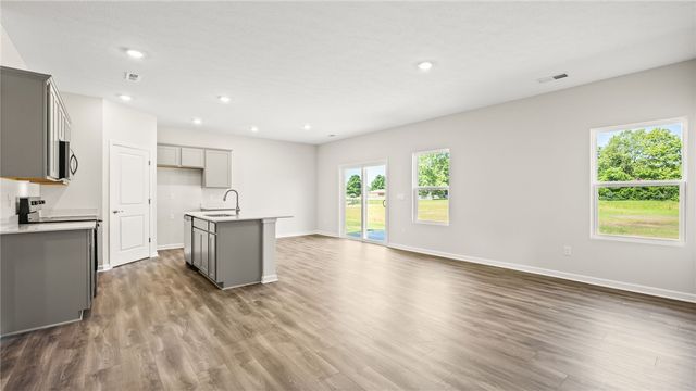 2207 Hackberry Street, Springfield, OH 45505
