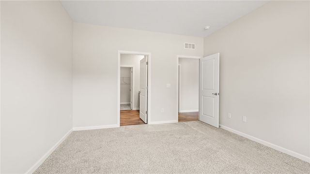 2207 Hackberry Street, Springfield, OH 45505