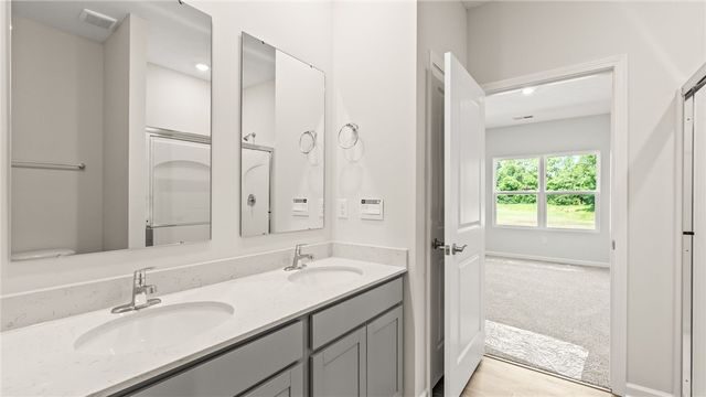 2207 Hackberry Street, Springfield, OH 45505