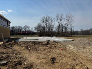 2207 Hackberry Street, Springfield, OH 45505