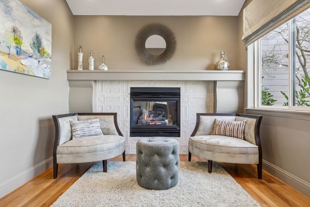 1426 1426 Grand View Dr, Berkeley, CA 94705