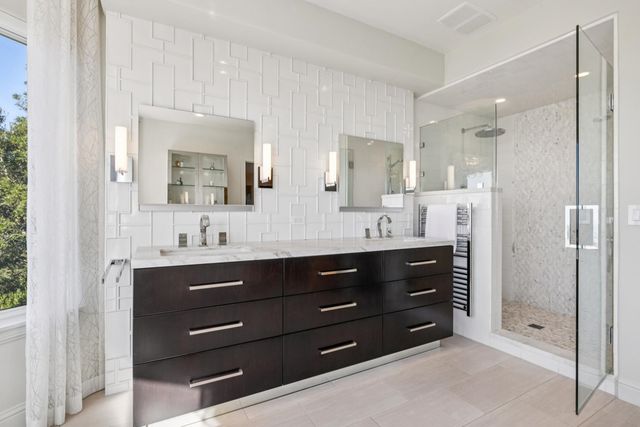 1426 1426 Grand View Dr, Berkeley, CA 94705