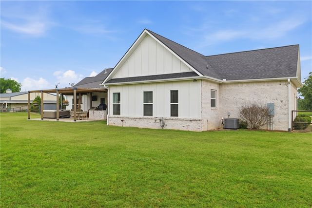 13885 N Mount Olive Road, Gravette, AR 72736