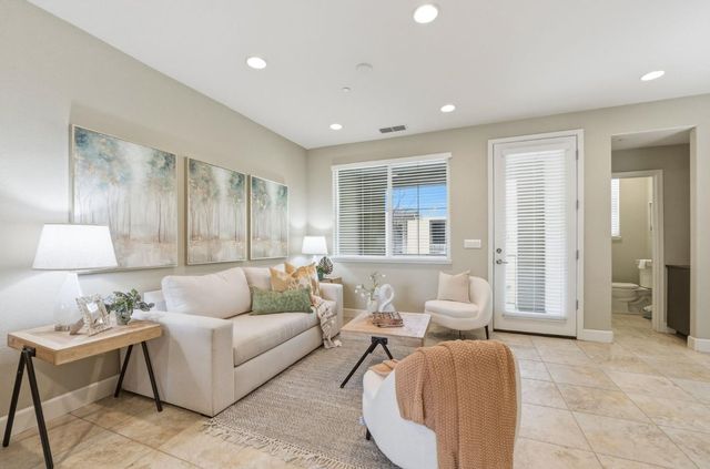 815 Blue Opal Drive, San Jose, CA 95123