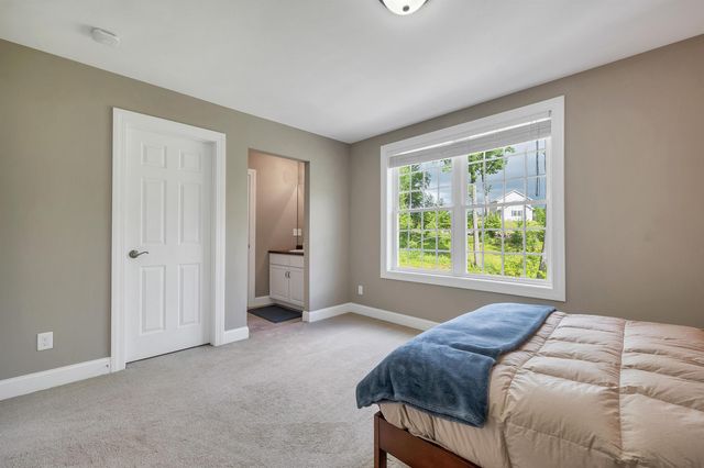 20 Overlook Drive, Dunbarton, NH 03046