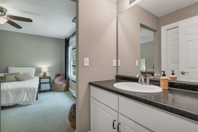 20 Overlook Drive, Dunbarton, NH 03046