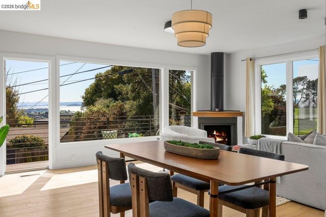 6715 Canyon Trail, El Cerrito, CA 94530