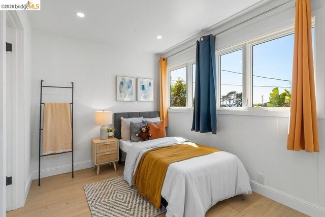 6715 Canyon Trail, El Cerrito, CA 94530