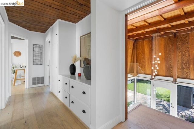 6715 Canyon Trail, El Cerrito, CA 94530