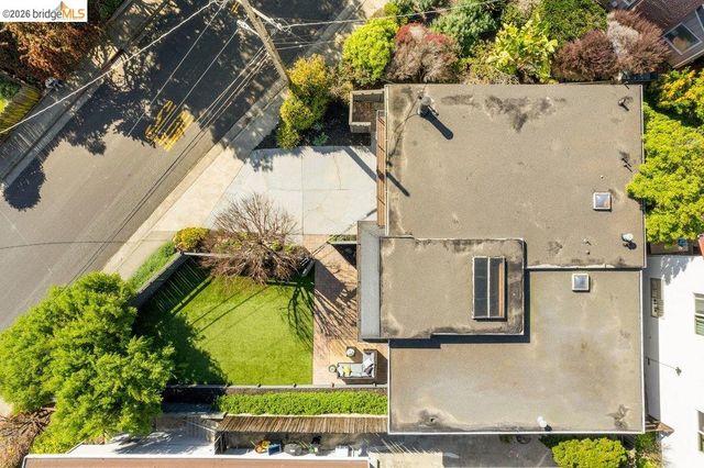 6715 Canyon Trail, El Cerrito, CA 94530