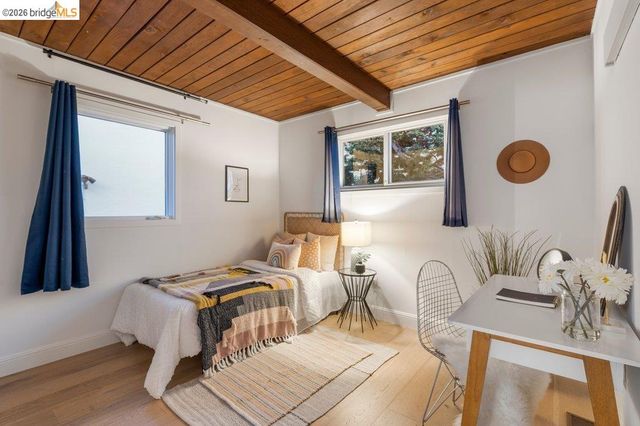 6715 Canyon Trail, El Cerrito, CA 94530