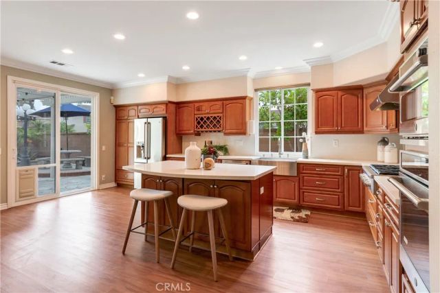 75 Eaglecreek, Irvine, CA 92618