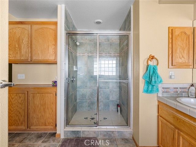 19224 Roanoke, Apple Valley, CA 92307