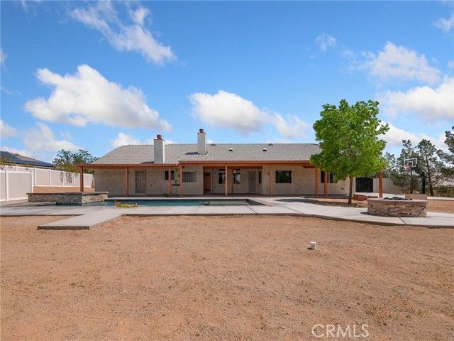 19224 Roanoke, Apple Valley, CA 92307