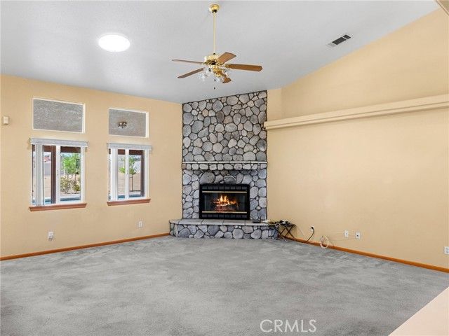 19224 Roanoke, Apple Valley, CA 92307