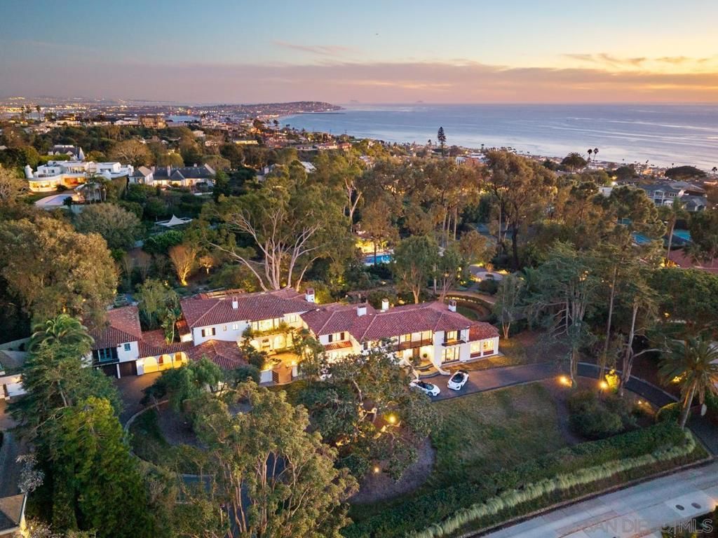 1205 Muirlands Dr, La Jolla, CA 92037 — exterior