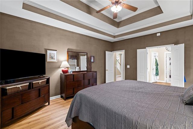 5910 Lake Windsor Parkway, Buford, GA 30518