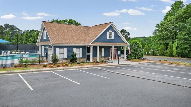5910 Lake Windsor Parkway, Buford, GA 30518