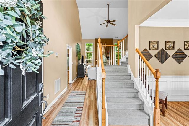5910 Lake Windsor Parkway, Buford, GA 30518