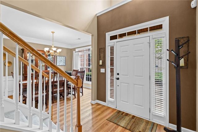5910 Lake Windsor Parkway, Buford, GA 30518