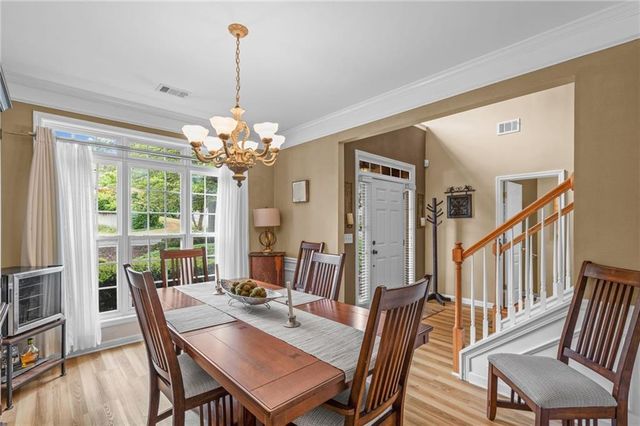 5910 Lake Windsor Parkway, Buford, GA 30518