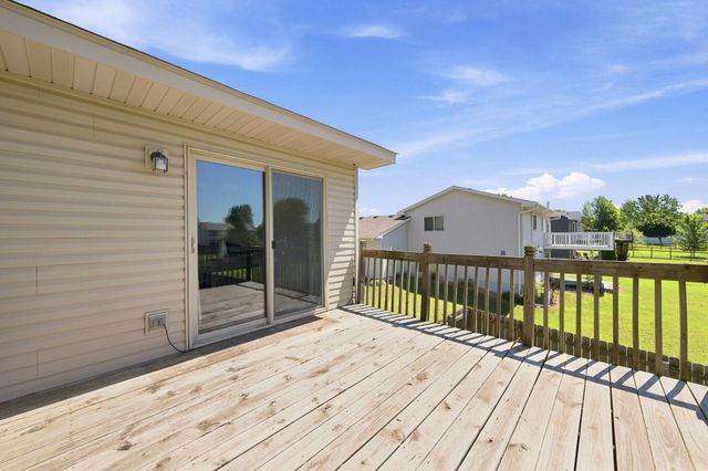 10123 Park Place Drive, Monticello, MN 55362