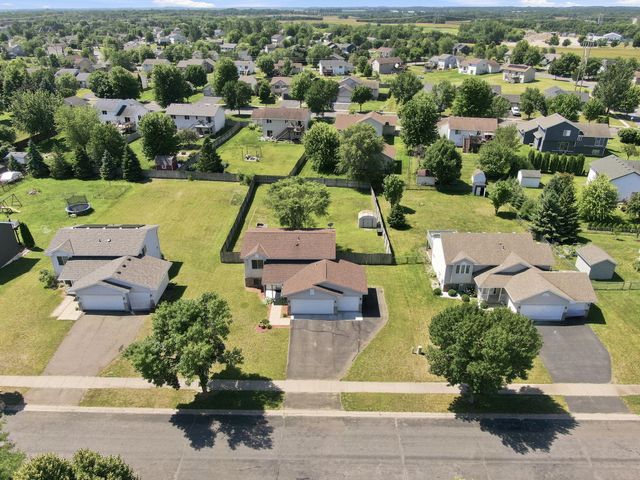 10123 Park Place Drive, Monticello, MN 55362