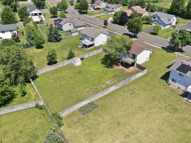 10123 Park Place Drive, Monticello, MN 55362