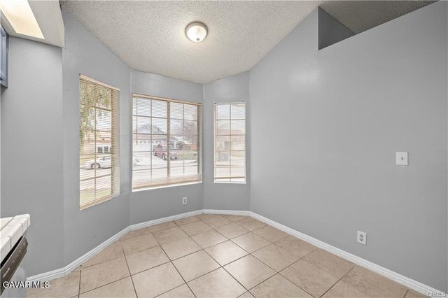 4817 Harbor Court, Palmdale, CA 93552