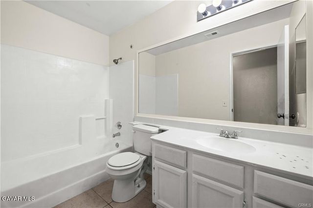 4817 Harbor Court, Palmdale, CA 93552