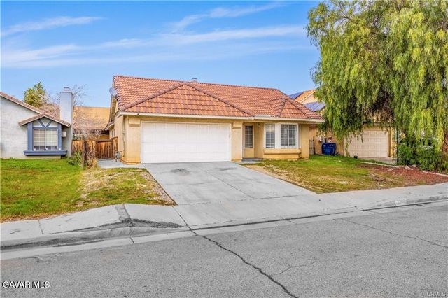 4817 Harbor Court, Palmdale, CA 93552