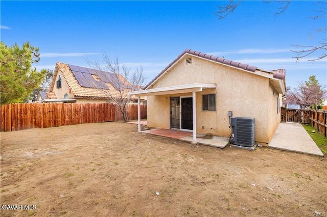 4817 Harbor Court, Palmdale, CA 93552