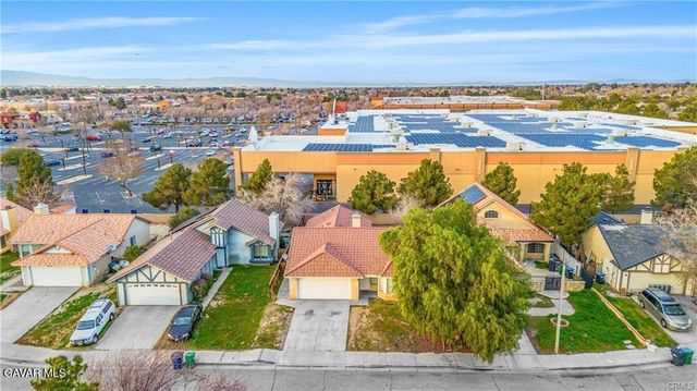 4817 Harbor Court, Palmdale, CA 93552