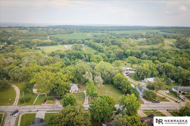 1821 Lincoln Avenue, Plattsmouth, NE 68048
