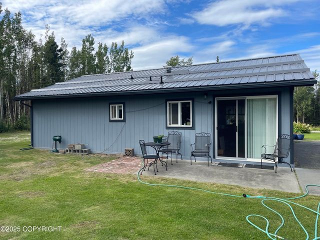 35181 Entrada Drive, Sterling, AK 99672